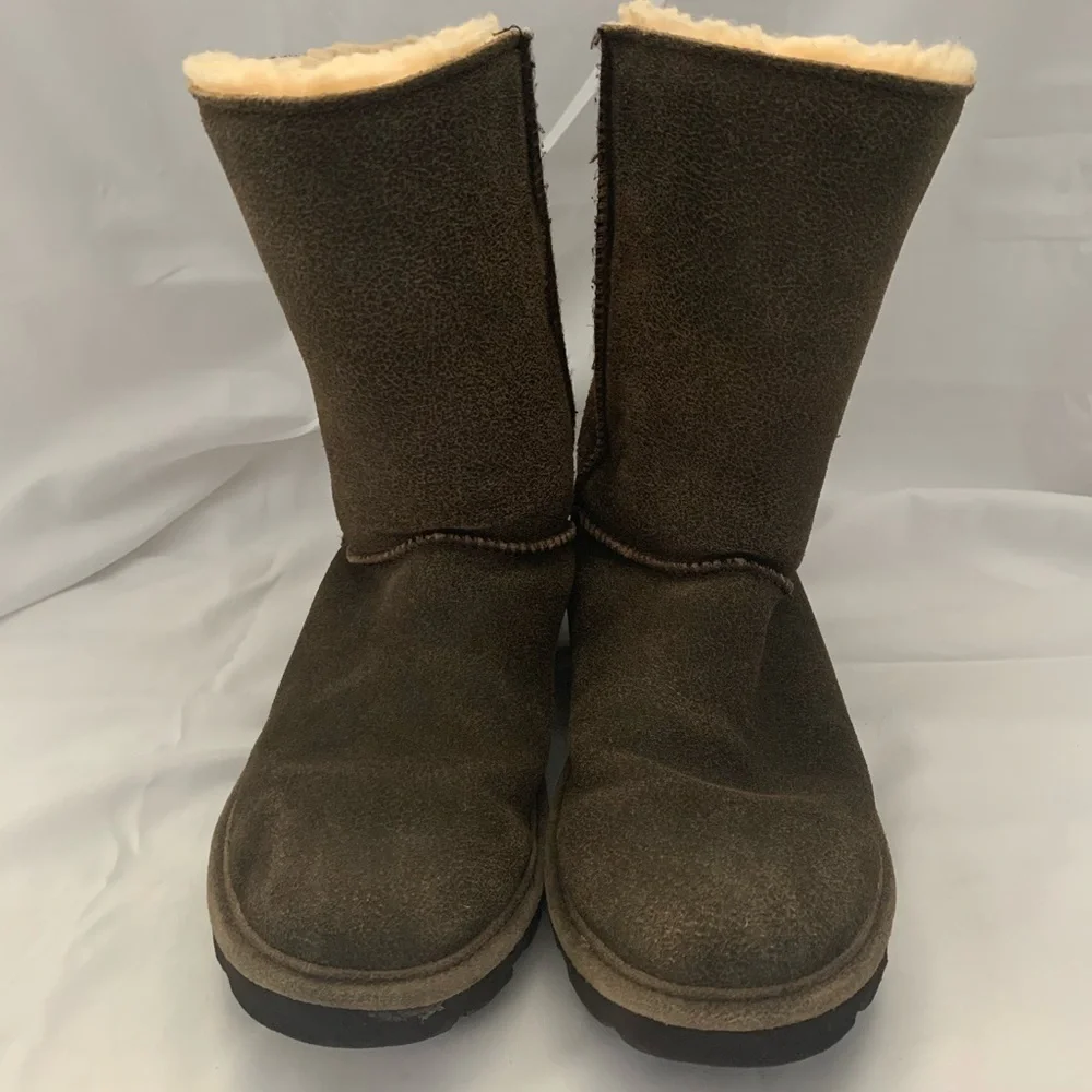 BearPaw Brown Distressed Suede Boots